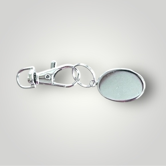 𝑯𝒂𝒏𝒅𝒎𝒂𝒅𝒆 Orange Dragon Eye Keychain w/Gift Bag - Picture 9 of 11